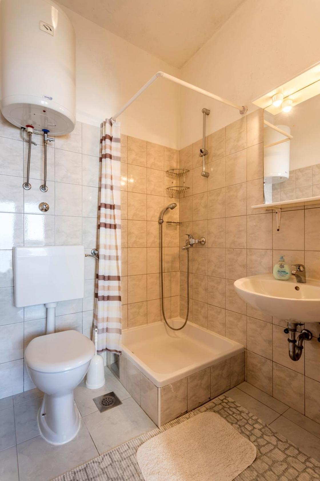 Apartments With A Parking Space Baska Voda, Makarska - 301 Room photo
